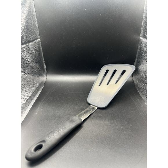 DI Oro Other - DI ORO Living Chef Series Heat Resistant 600F Flexible Silicone Omelet Spatula